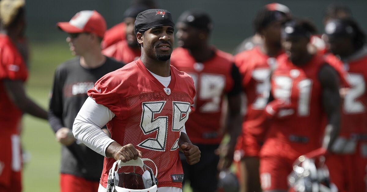 Chicago Bears linebacker Devante Bond (practice squad)